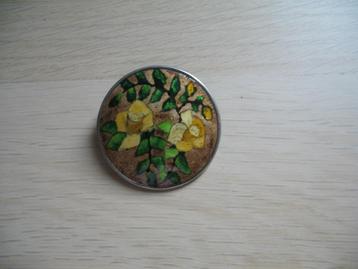 Broche✨ Lichtblauw Emaille +Geverfd ✨Zilveren Rand✨Vintage beschikbaar voor biedingen