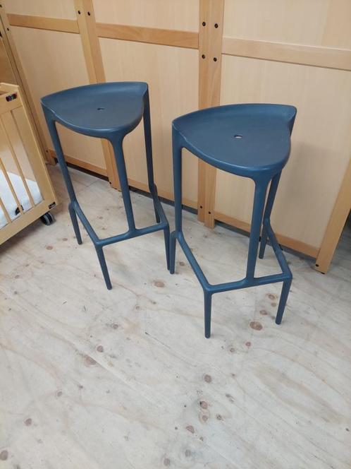 Set van 2 Pedrali happy 490 barkrukken - Cristian Gori, Huis en Inrichting, Barkrukken, Zo goed als nieuw, 60 tot 90 cm, Kunststof