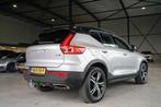 Volvo XC40 2.0 T4 AWD R-Design TREKHAAK | CAMERA | HARMAN/KA, Automaat, 15 km/l, Zwart, Lichtsensor