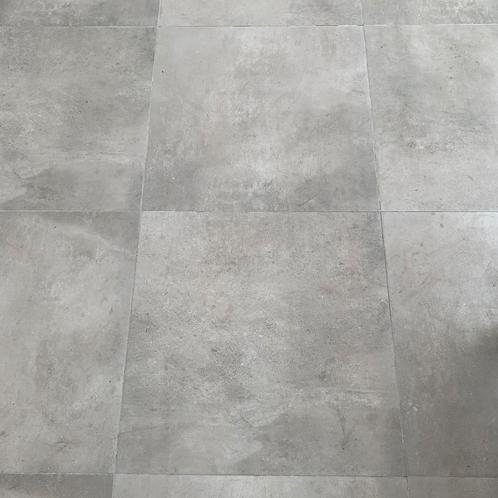 Keramische terrastegels 9 dozen 60x60cm dikte 2cm betonlook, Doe-het-zelf en Verbouw, Tegels, Zo goed als nieuw, Vloertegels, Keramiek