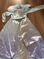Frozen II Elsa Jurk - Maat 116, Kinderen en Baby's, Carnavalskleding en Verkleedspullen, Ophalen of Verzenden, Zo goed als nieuw