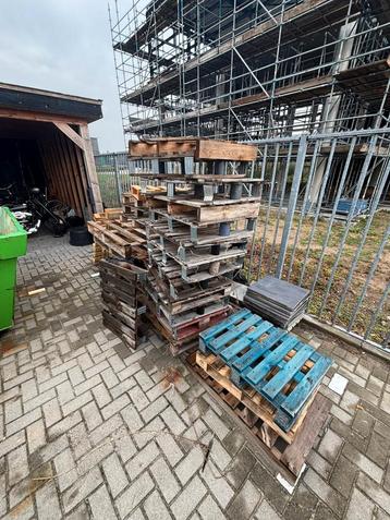 Partij Diverse Pallets beschikbaar voor biedingen