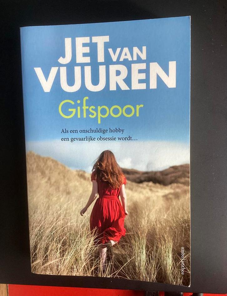 Jet van Vuuren - Gifspoor ; paperback, Boeken, Thrillers, Zo goed als nieuw, Nederland, Ophalen of Verzenden