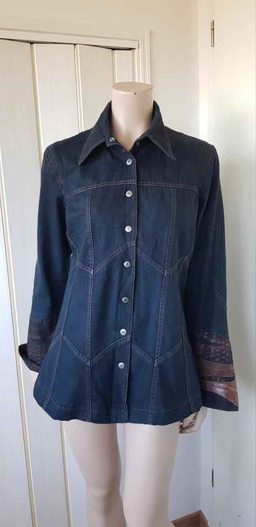 Legatte denim jasje maat M /L, Kleding | Dames, Jassen | Zomer, Zo goed als nieuw, Maat 38/40 (M), Blauw, Ophalen of Verzenden