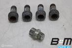 Set slotbouten VW Tiguan 5N, Auto-onderdelen, Banden en Velgen, Gebruikt, Band(en)
