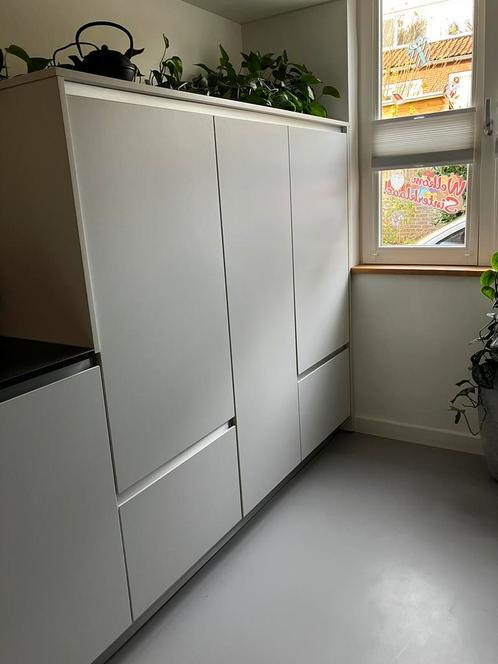 Keukenblok van kasten met koelkast en vriezer, Huis en Inrichting, Keuken | Keukenelementen, Gebruikt, 150 tot 200 cm, 150 tot 200 cm