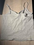 Grijze Top - Maat M (brand : america today), Kleding | Dames, Tops, Maat 38/40 (M), Ophalen of Verzenden, Zo goed als nieuw, Zonder mouw