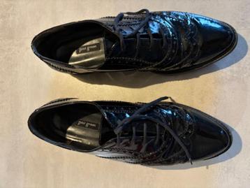 Damesschoenen beschikbaar voor biedingen