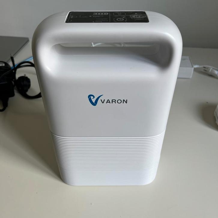 Varon VP-2 draagbare zuurstofconcentrator – met extra accu, Diversen, Verpleegmiddelen, Zo goed als nieuw, Ophalen