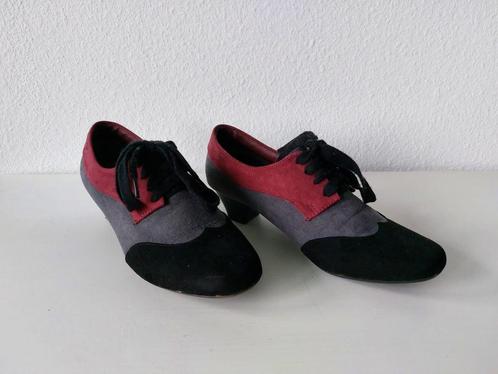 Mae&Mathilda – Veterpumps, mt.37!, Kleding | Dames, Schoenen, Zo goed als nieuw, Pumps, Zwart, Ophalen of Verzenden