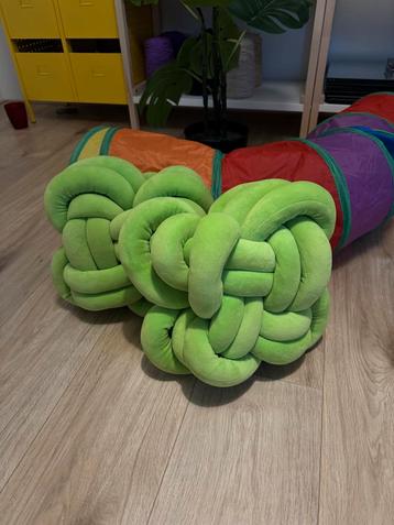 Max Studio Neon Groen Kussens beschikbaar voor biedingen