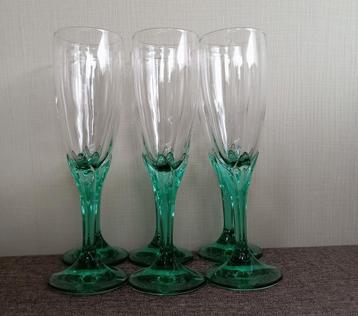Bormioli Rocco bouquet Emerald green champagne glazen beschikbaar voor biedingen