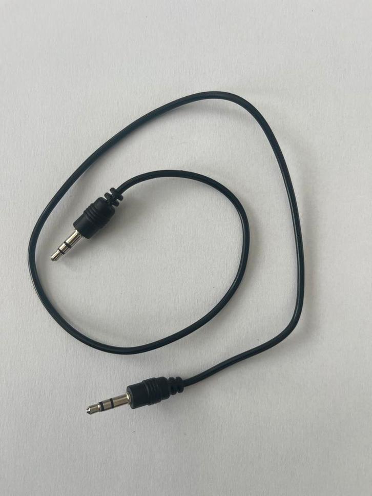 AUX Kabel - 3.5mm Jack - 45cm - Stevig en Betrouwbaar, Audio, Tv en Foto, Audiokabels en Televisiekabels, Gebruikt, Overige kabels