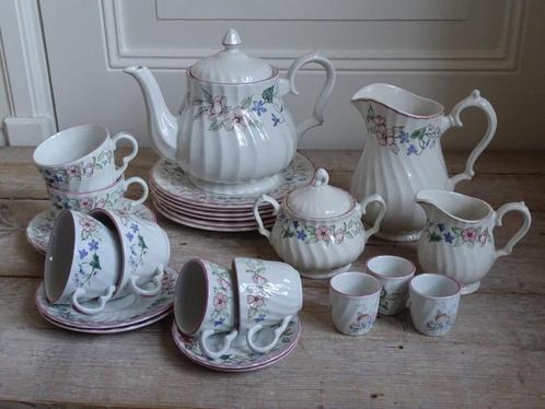 Servies, Wood & Sons SPRING FIELDS by Jenny Rhodes, gaaf, Antiek en Kunst, Antiek | Servies los, Ophalen of Verzenden