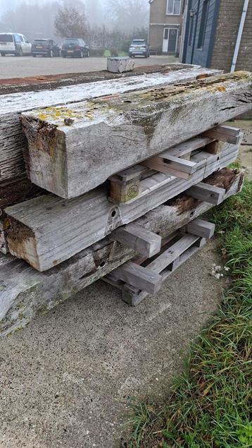 Oude Azobe Balken - Robuust & Karakteristiek beschikbaar voor biedingen