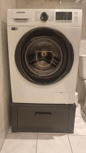 Samsung wasmachine 2 jaar oud beschikbaar voor biedingen