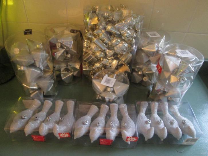 Meer dan 100 Kerstballen & Vogels Diamantballen & Figuurtjes, Diversen, Kerst, Ophalen of Verzenden