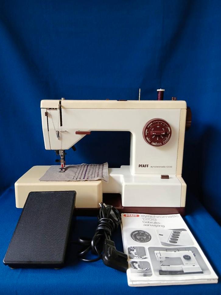 Pfaff Synchromatic 1209 Naaimachine IDT, Hobby en Vrije tijd, Naaimachines en Toebehoren, Ophalen of Verzenden