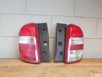 Nissan Micra k13 2010 - 2016 achterlicht rechts €40 beschikbaar voor biedingen