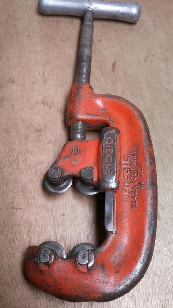 Ridgid pijpsnijder 42A 4 snijwielen beschikbaar voor biedingen