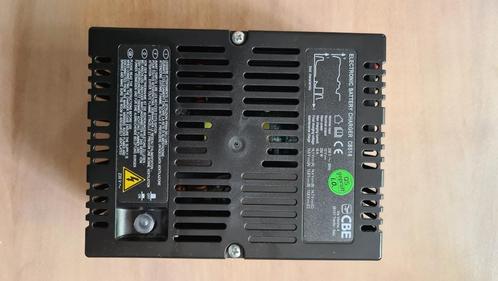 Te koop: Professionele Acculader CB516, Auto-onderdelen, Accu's en Toebehoren, Universele onderdelen, Gebruikt, Ophalen