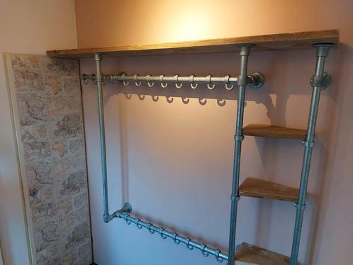 Kapstok van steigerbuizen en steigerhout, Huis en Inrichting, Woonaccessoires | Kapstokken, Zo goed als nieuw, Wandkapstok, 100 tot 150 cm