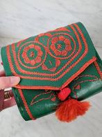 Berber schoudertas, Sieraden, Tassen en Uiterlijk, Tassen | Damestassen, Ophalen of Verzenden, Zo goed als nieuw, Rood, Schoudertasje