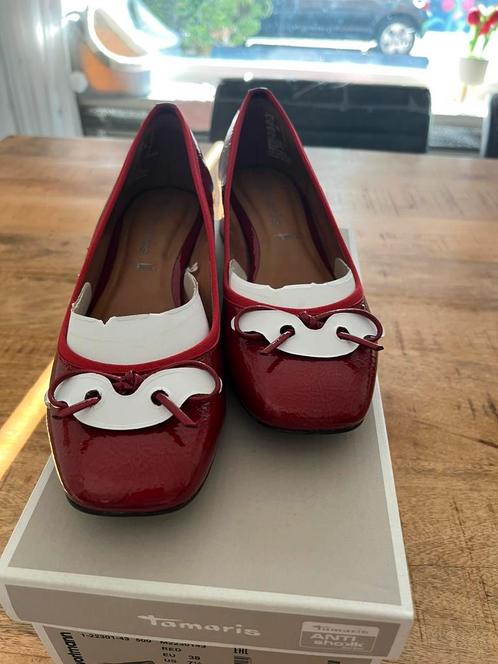 Red pumps, Kleding | Dames, Schoenen, Zo goed als nieuw, Rood, Ophalen of Verzenden