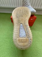 Witte Yeezy (geen doos), Ophalen of Verzenden, Gedragen, Wit, Sneakers of Gympen