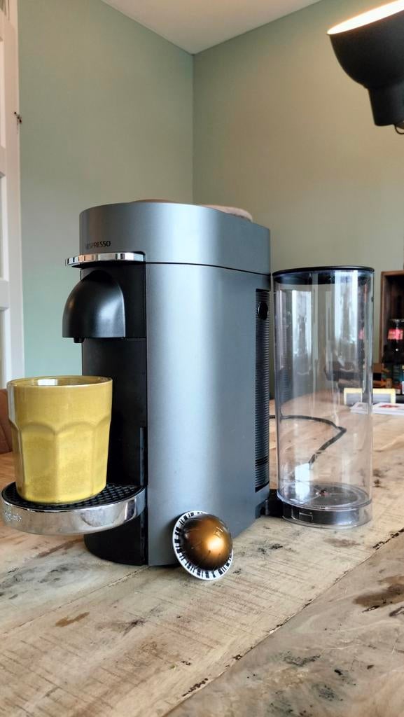 Nespresso Vertuo - Weinig Gebruikt, Koffiemachine, Ophalen of Verzenden, Zo goed als nieuw, 1 kopje