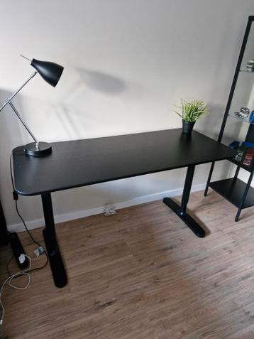 Zwart bureau Ikea Bekant 140x60cm - afbeelding 5