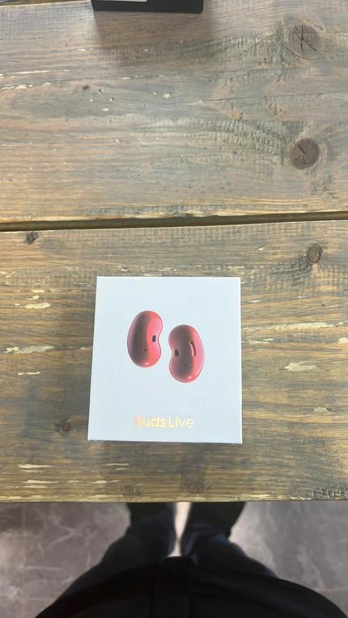 Samsung Galaxy Buds Live - Noise Cancelling - Red/rood, Telecommunicatie, Mobiele telefoons | Oordopjes, Nieuw, Bluetooth, Ophalen of Verzenden