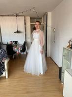 Trouwjurk uit de jaren 80, Ophalen, Gedragen, Wit, Trouwjurk
