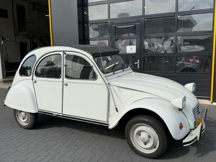 Citroen 2CV 2CV6 SPECIAL deze leuke Lelijke Eend zoekt een n, Auto's, Citroën, 2CV, Benzine, Overige carrosserieën, Handgeschakeld