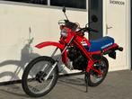 Honda MT5 1986 R134 Rood
