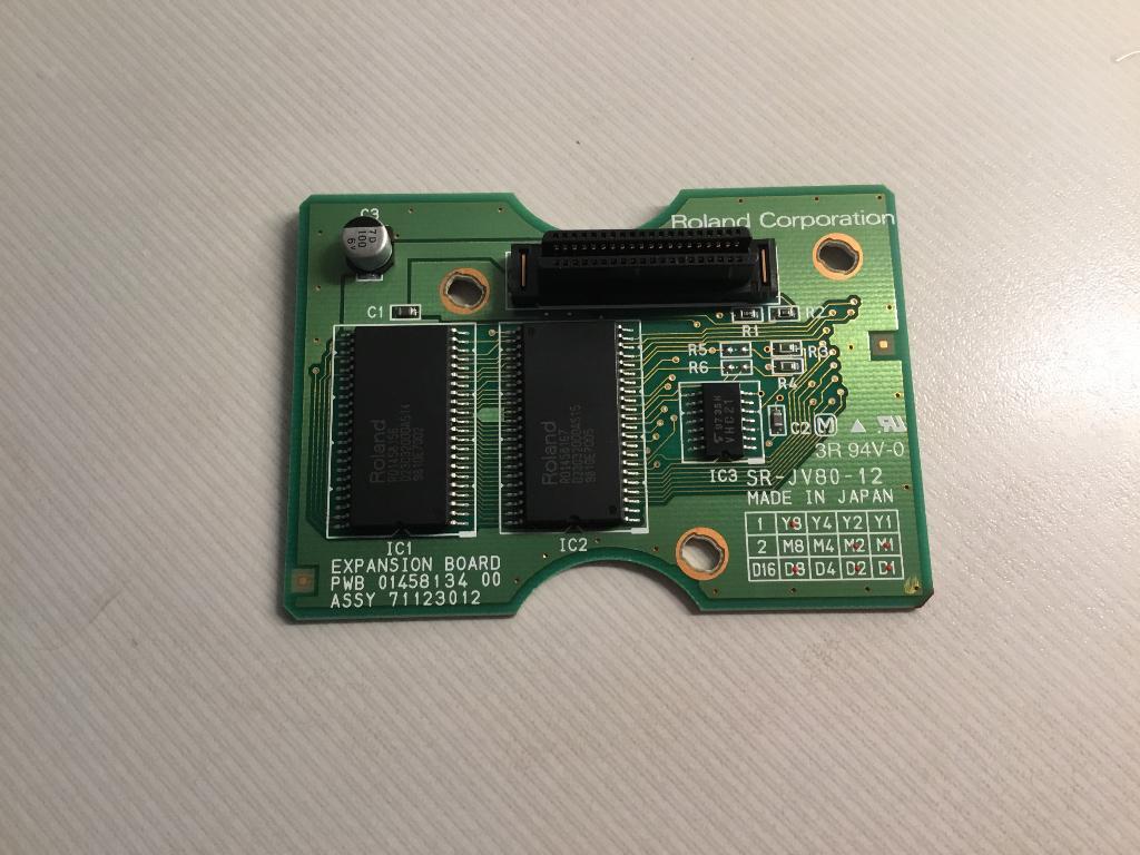 ≥ Roland SR-JV80-12 Expansion Board (HIP HOP) — Synthesizers