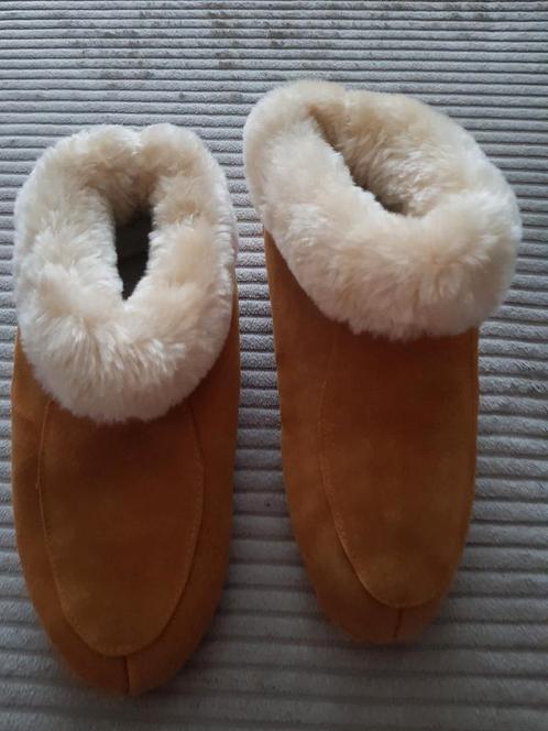 3 paar heerlijke warme pantoffels van zeer goede kwaliteit, Kleding | Dames, Schoenen, Nieuw, Pantoffels of Sloffen, Ophalen of Verzenden