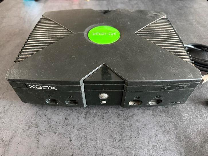 Originele Xbox met 2 Controllers met custom HDD, Spelcomputers en Games, Spelcomputers | Xbox Original, Gebruikt, Met 2 controllers
