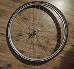 Fietswiel voorwiel 28 inch met nieuwe band, Fietsen en Brommers, Fietsonderdelen, Ophalen, Zo goed als nieuw, Algemeen, Wiel