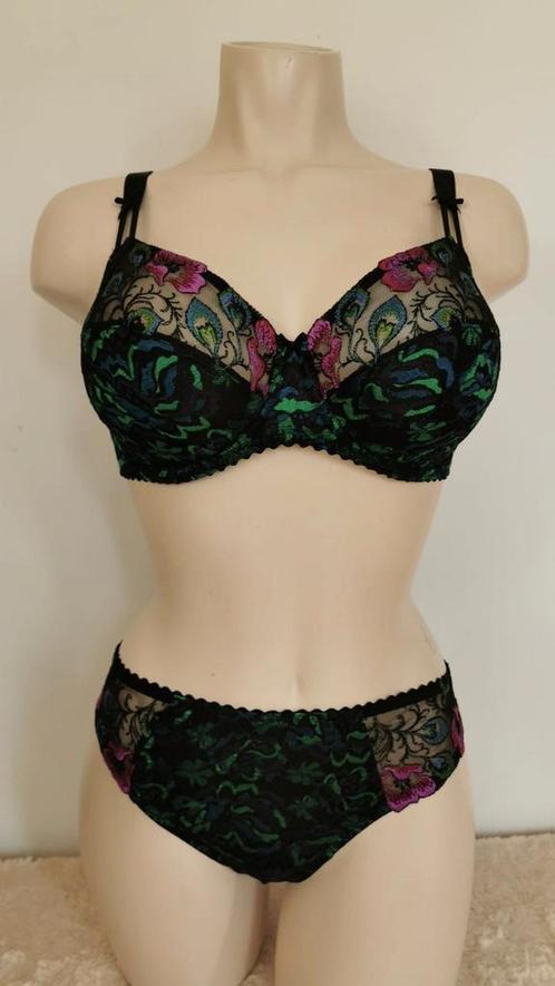 Nieuw prima donna bh san angel
Full cup bh 75d Slip 40m, Kleding | Dames, Ondergoed en Lingerie, BH, Overige kleuren, Ophalen of Verzenden