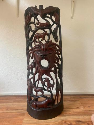 Afrikaans houtsnijwerk, wand decoratie beschikbaar voor biedingen