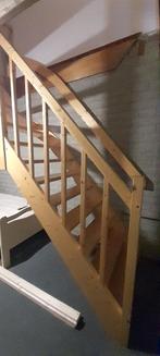Prachtige vuuren trap, Doe-het-zelf en Verbouw, Ladders en Trappen, 2 tot 4 meter, Zo goed als nieuw, Ophalen