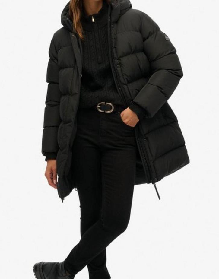 Superdry Sports halflange pufferjas  / maat 46/ NIEUW, Kleding | Dames, Jassen | Winter, Nieuw, Maat 46/48 (XL) of groter, Zwart