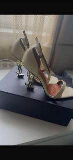 YSL OPYUM sandels, Beige, Zo goed als nieuw, Sandalen of Muiltjes, Ophalen of Verzenden