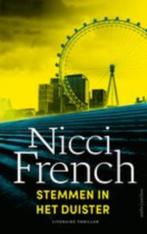 Nicci French: Stemmen in het duister, Boeken, Thrillers, Ophalen of Verzenden, Zo goed als nieuw