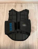 Body protector paardrijden, Ophalen, Bovenkleding