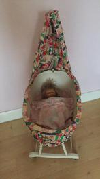 Houten poppenwieg, Ophalen, Zo goed als nieuw, Babypop