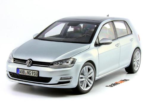 Volkswagen VW Golf VII Hatchback Reflex Zilver 2013 Norev, Hobby en Vrije tijd, Modelauto's | 1:18, Nieuw, Auto, Norev, Verzenden