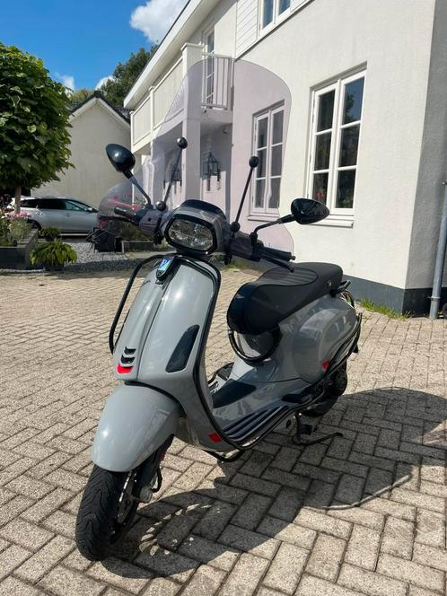 Nardo Grey Vespa Sprint 2020, Fietsen en Brommers, Scooters | Vespa, Gebruikt, Vespa S, Ophalen