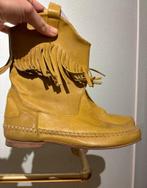 Dr Adams leren fringe boots okergeel 38, Ophalen of Verzenden, Zo goed als nieuw